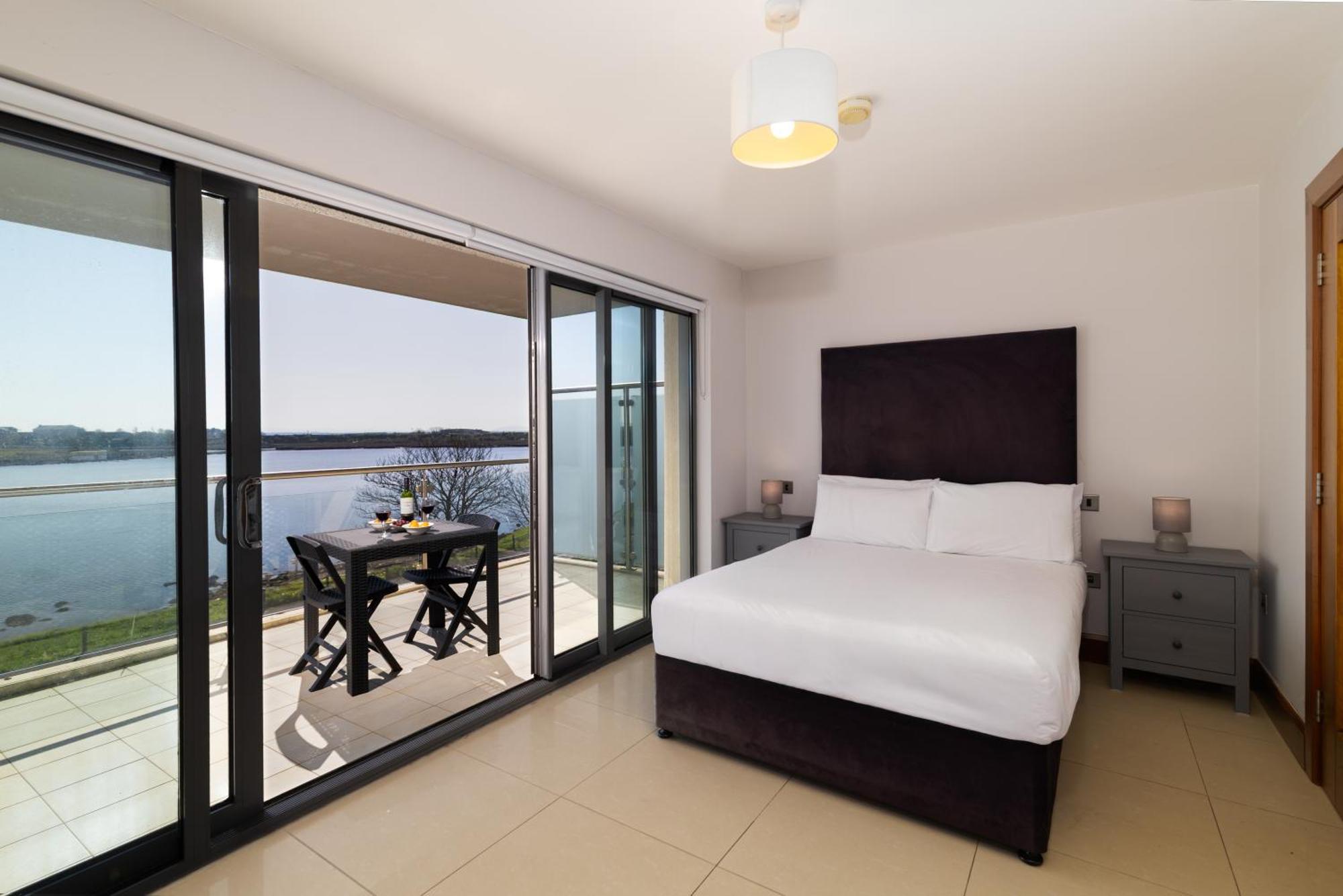 Tur An Tsaile - Galway Lakeside Apartments Экстерьер фото